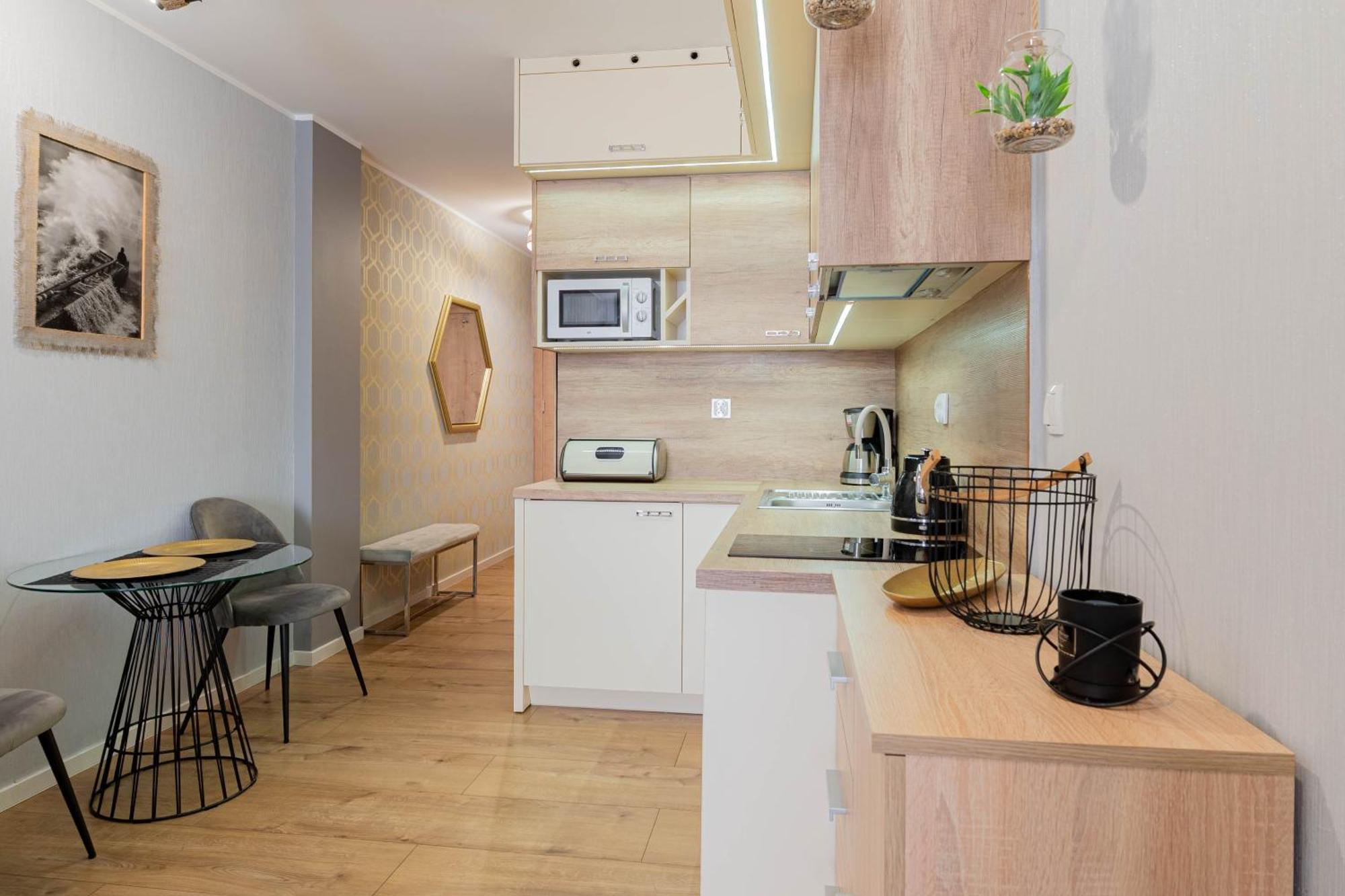 Horyzont Apartamenty-perlowa Przystan- Zewnetrzny Basen, Parking, Sniadanie- 900m Od Plazy Zachodniej I Morza!!! Kolobrzeg