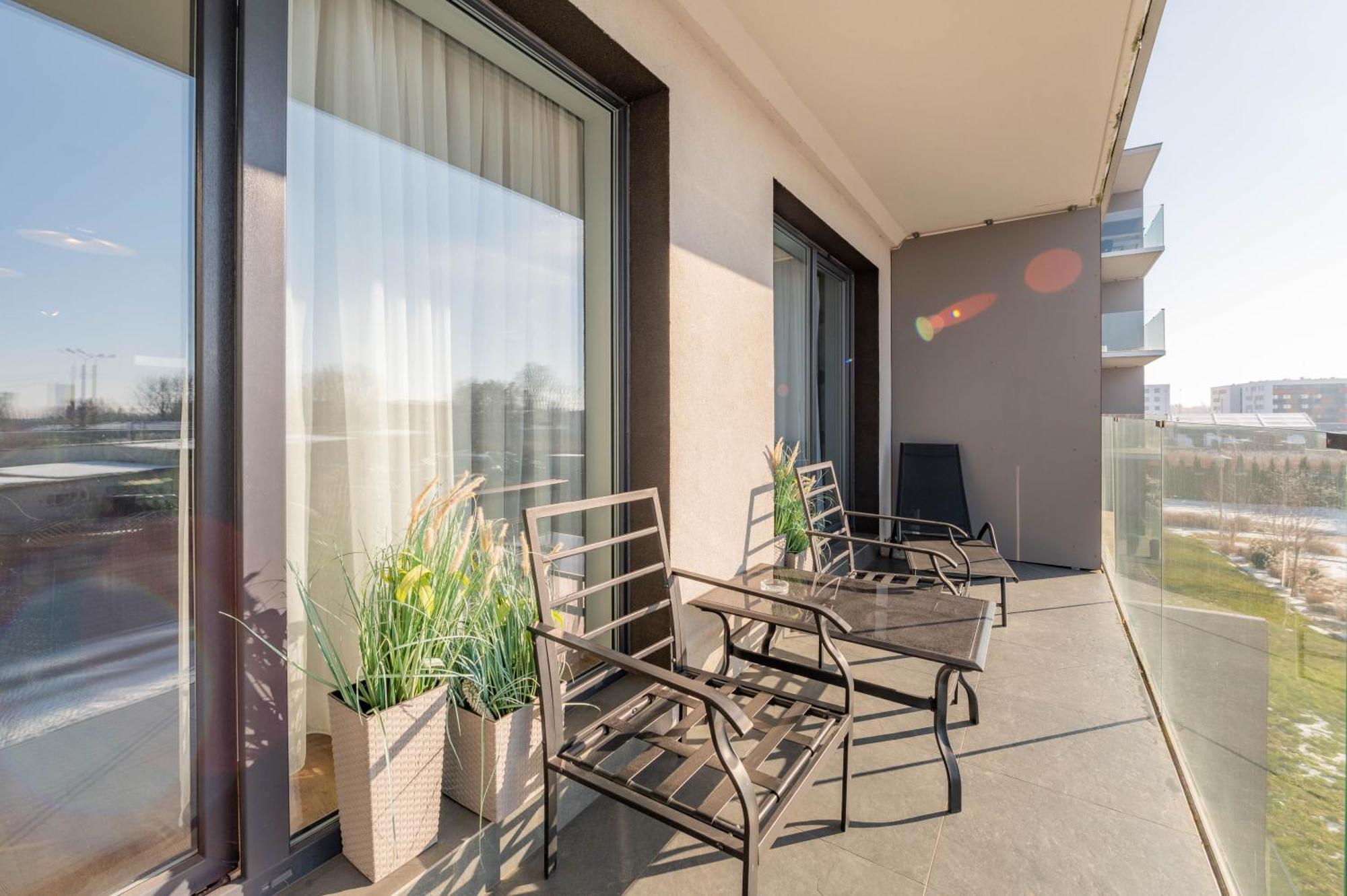 Horyzont Apartamenty-perlowa Przystan- Zewnetrzny Basen, Parking, Sniadanie- 900m Od Plazy Zachodniej I Morza!!! Kolobrzeg