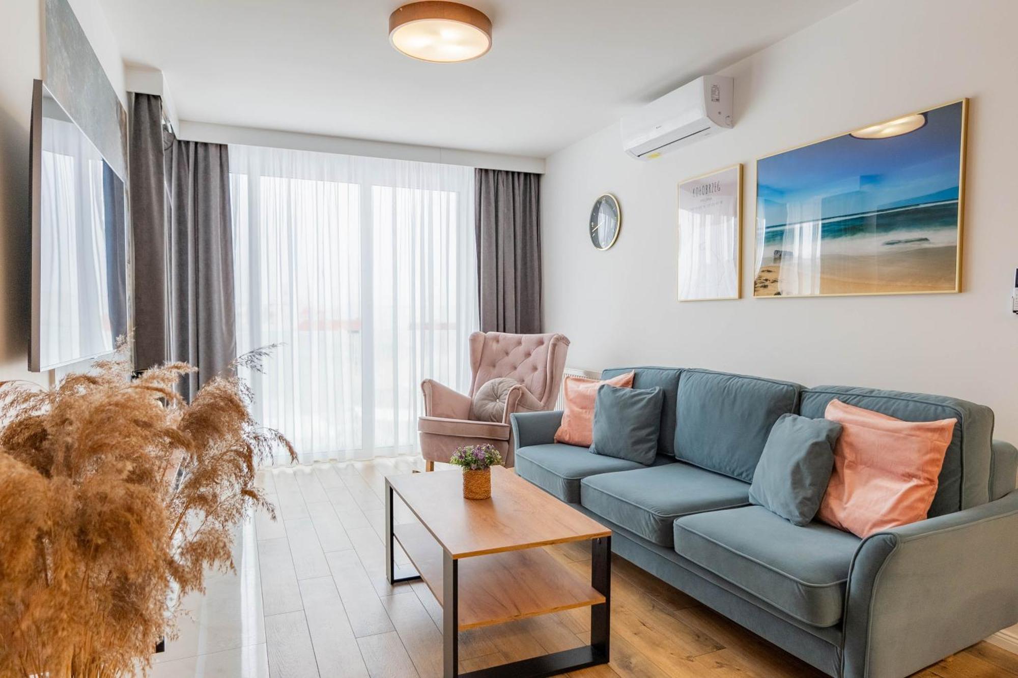 Horyzont Apartamenty-perlowa Przystan- Zewnetrzny Basen, Parking, Sniadanie- 900m Od Plazy Zachodniej I Morza!!! Kolobrzeg