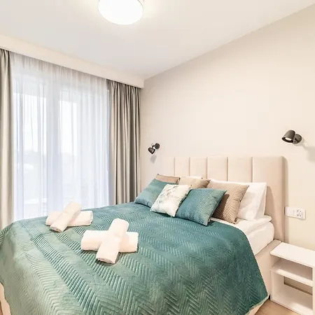 Horyzont Apartamenty-Perlowa Przystan- Zewnetrzny Basen, Parking, Sniadanie- 900M Od Plazy Zachodniej I Morza!!! Kolobrzeg Exterior photo