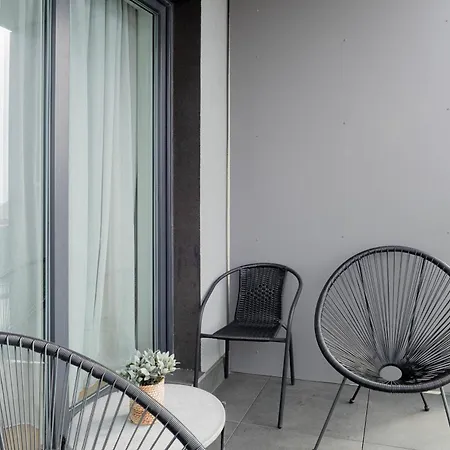 Horyzont Apartamenty-Perlowa Przystan- Zewnetrzny Basen, Parking, Sniadanie- 900M Od Plazy Zachodniej I Morza!!! Kolobrzeg Exterior photo