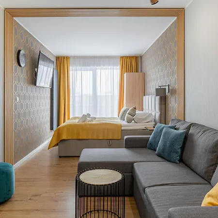 Horyzont Apartamenty-Perlowa Przystan- Zewnetrzny Basen, Parking, Sniadanie- 900M Od Plazy Zachodniej I Morza!!! Kolobrzeg Exterior photo