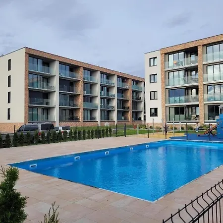 Horyzont Apartamenty-Perlowa Przystan- Zewnetrzny Basen, Parking, Sniadanie- 900M Od Plazy Zachodniej I Morza!!! Kolobrzeg Exterior photo