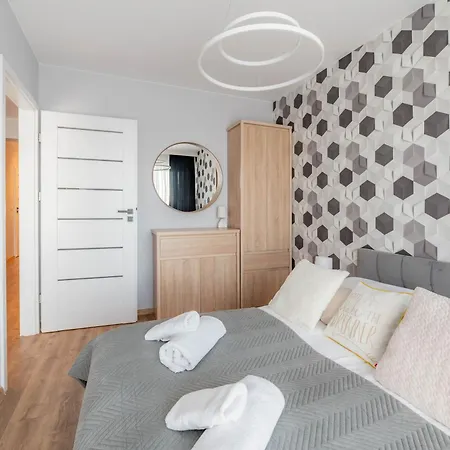 Horyzont Apartamenty-Perlowa Przystan- Zewnetrzny Basen, Parking, Sniadanie- 900M Od Plazy Zachodniej I Morza!!! Kolobrzeg Exterior photo