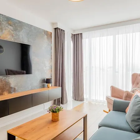 Horyzont Apartamenty-Perlowa Przystan- Zewnetrzny Basen, Parking, Sniadanie- 900M Od Plazy Zachodniej I Morza!!! Kolobrzeg Exterior photo