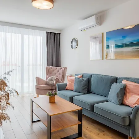 Horyzont Apartamenty-Perlowa Przystan- Zewnetrzny Basen, Parking, Sniadanie- 900M Od Plazy Zachodniej I Morza!!! Kolobrzeg Exterior photo